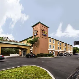 Hotel Sleep & International Airport
