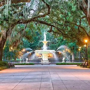 Inn Planters On Reynolds Square (adults Only), Savannah